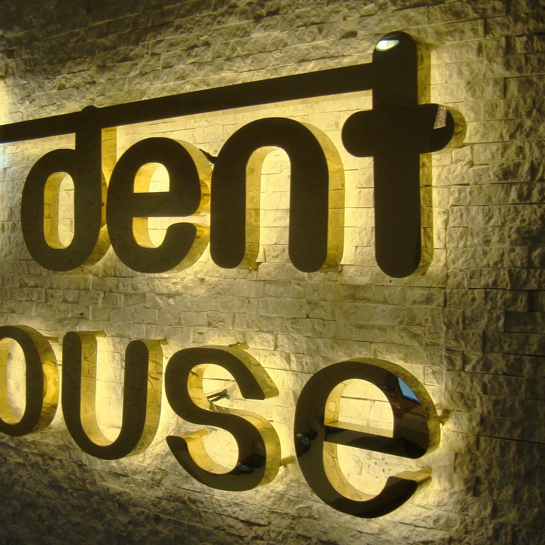 Office Commercial Business Reception Led Signs 3d Signage Backlit customizable store front sign Metal Logo channel Letter