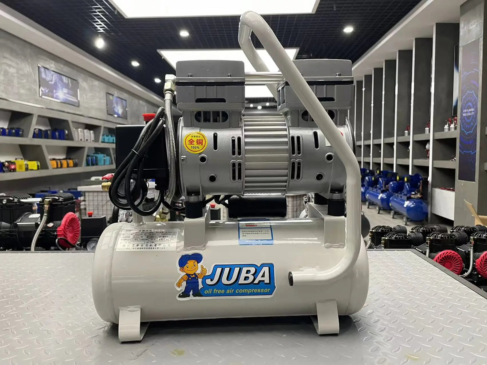 AC POWER Cheap 0.8mpa small size 9L air compressor for home use