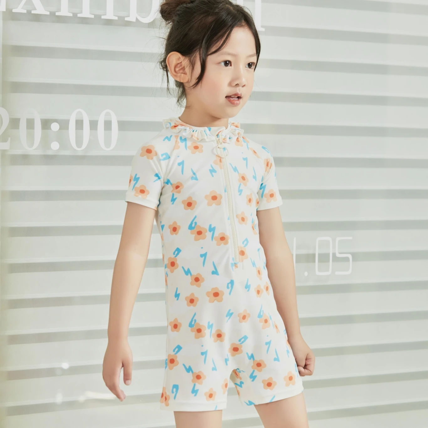 2023 kids summer clothing one piece swimsuit short sleeve children swimwear girls