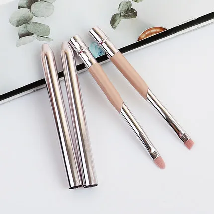 Professional cosmetic lip brush for makeup lipstick lipgloss with cap lip gloss
