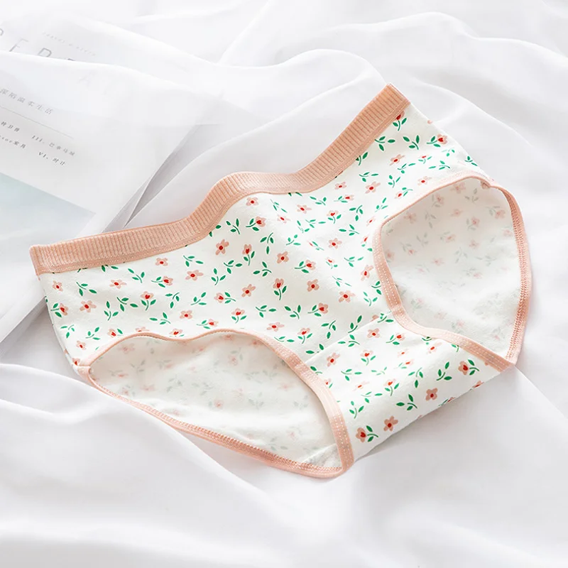 Beauty of Cherry Blossoms Japanese Teenage Triangle Breathable Underpants