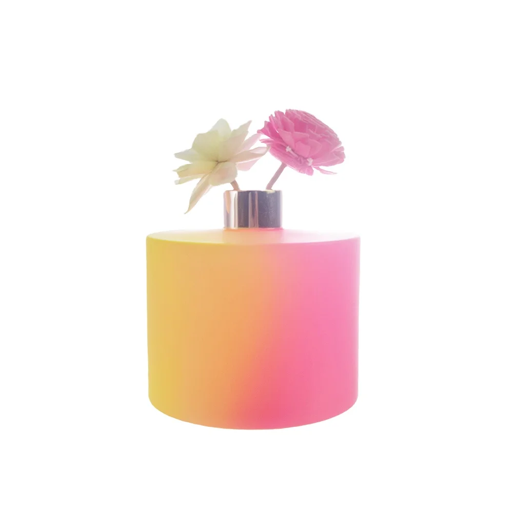 500ml Home Diffuser Bottle flower shaped glass reed diffuser bottle with gradient frosted colored and fiber sticks