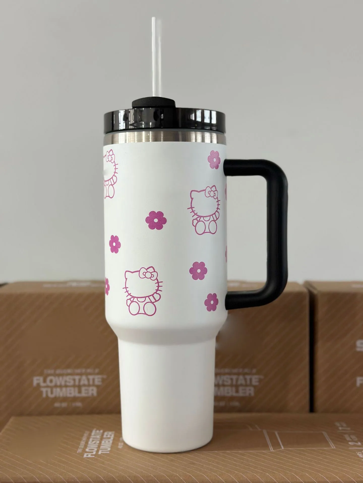 2024 New hot-selling cartoon kt cat head cute pattern thermos cup 40OZ portable straw 1.8 liter cold insulation car cup