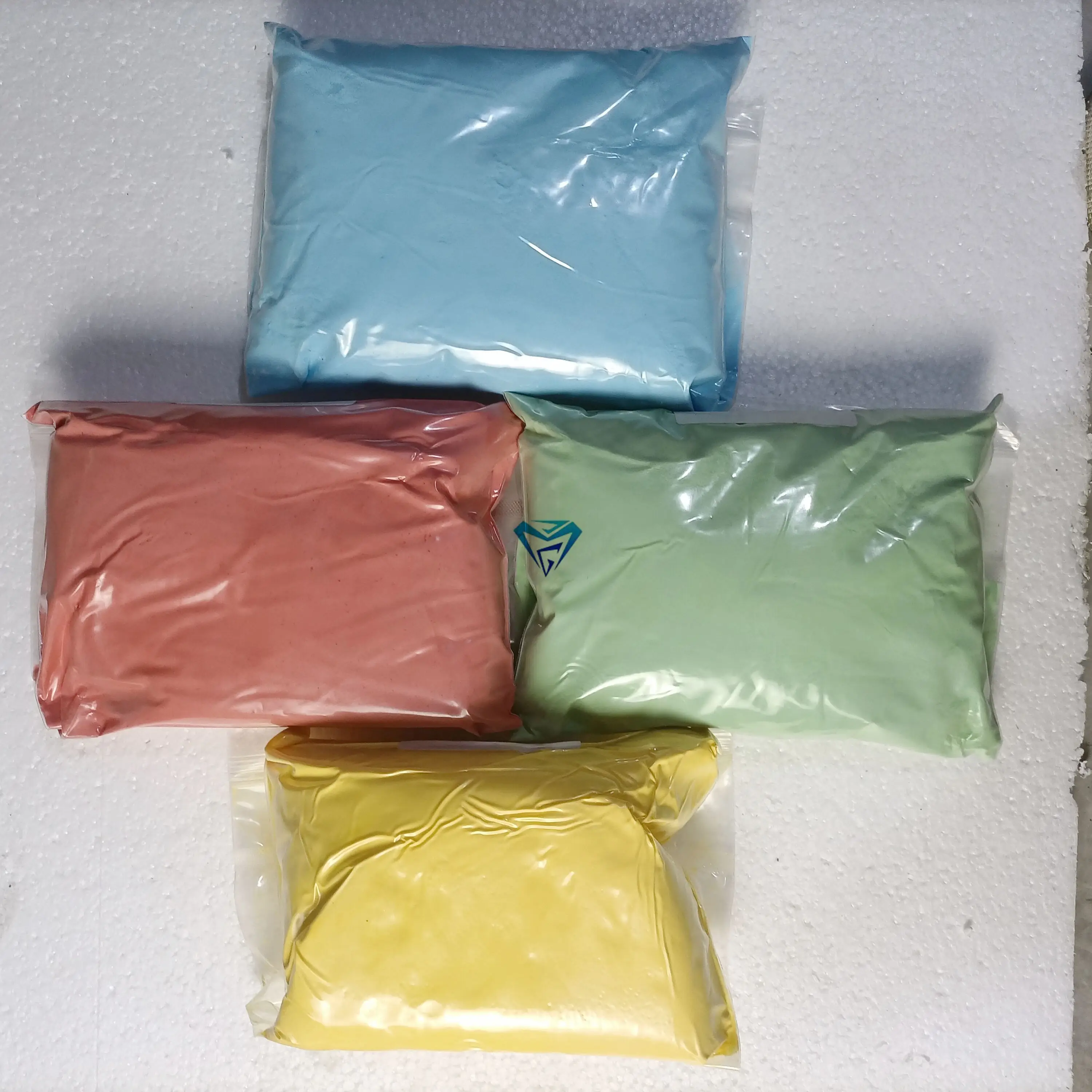 Wholesale Phosphorus Powder Glow In Dark powder premixed binding powder