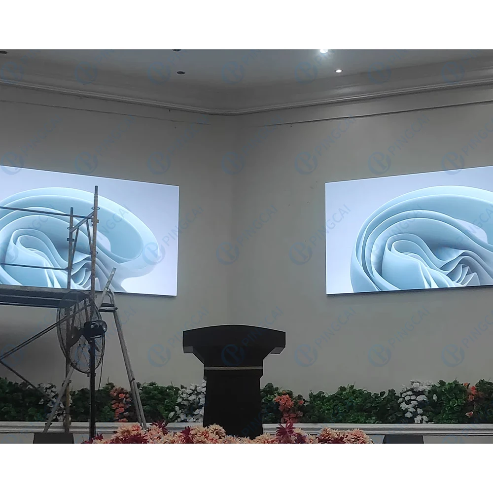 Indoor Ultra HD Full Color Video Screen Wall LED Display P2.5 Stand Retail Store Education Wayfinding Outdoor