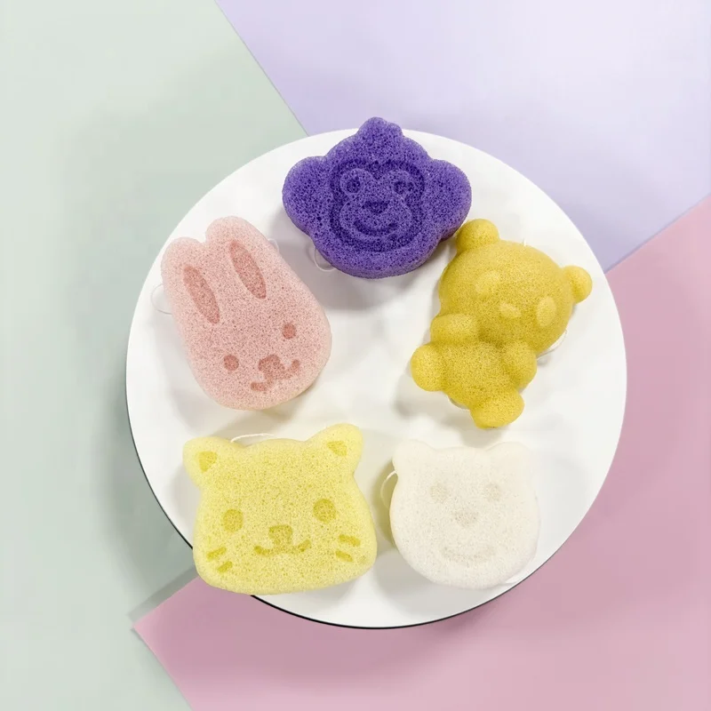 Best Seller Cute Bear Shape Bamboo Activated Charcoal Konjac Exfoliating Organic Facial Sponge