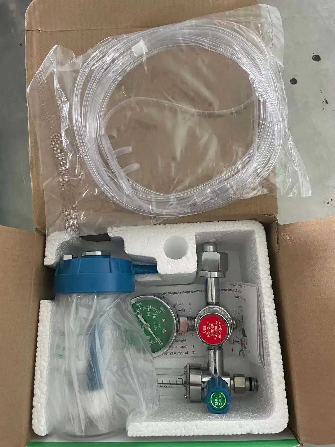 aluminum medical oxygen flow meter regulator with humidifier bottle
