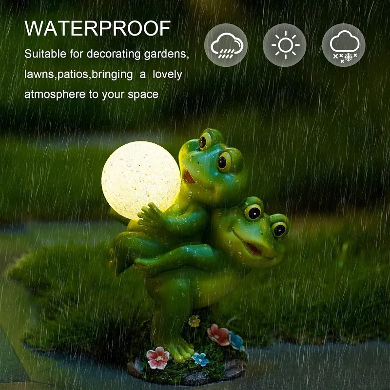 Resin Animal Sculptures Frog Garden Decor Solar Powered Decorations Two Frogs with Solar Lamps Lawn Ornament