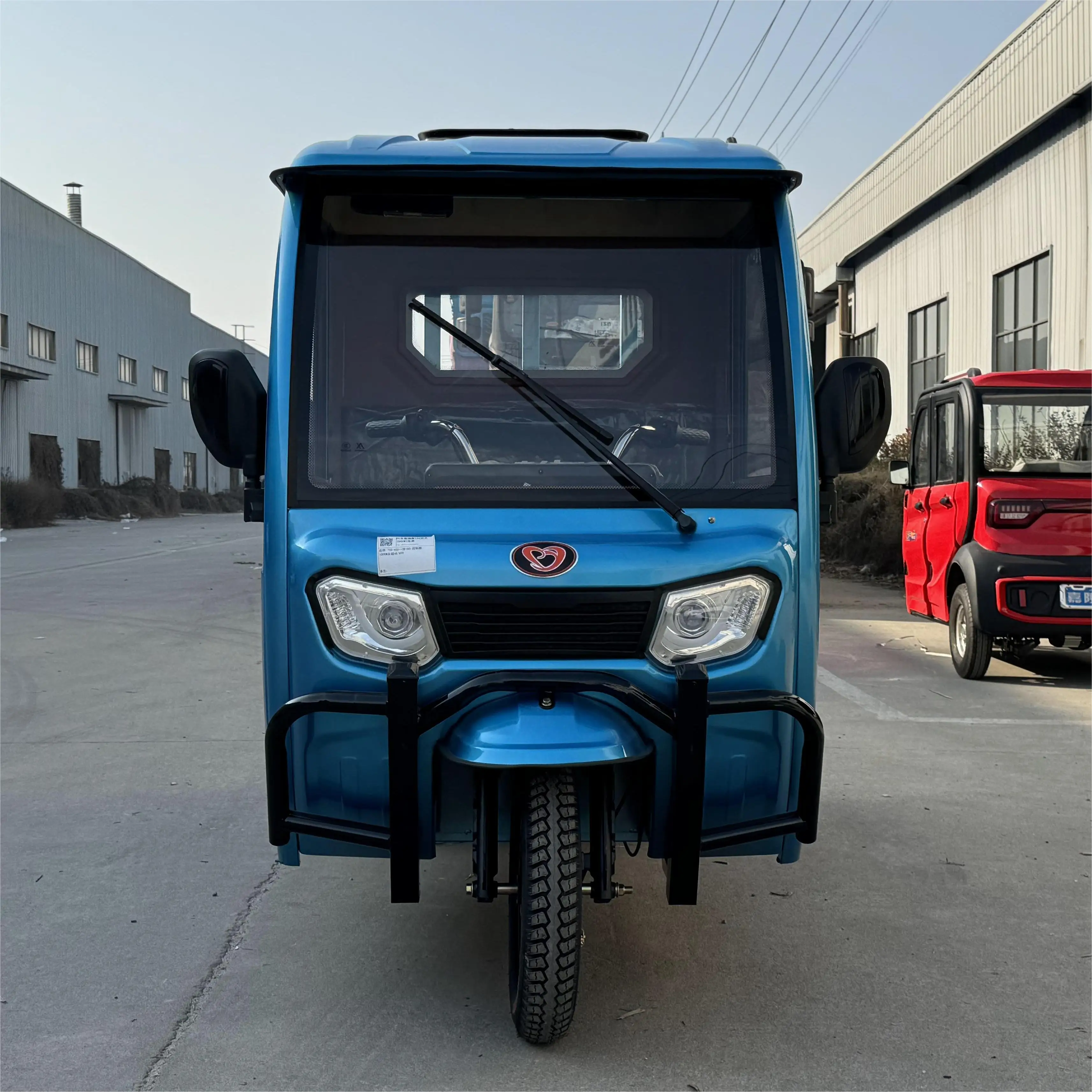 LB-QFB150M Good Quality Enclosed Electric Tricycle for Adults Nigeria Cargo Tricycle Electric Tricycle Electric Scooter Cargo Bi