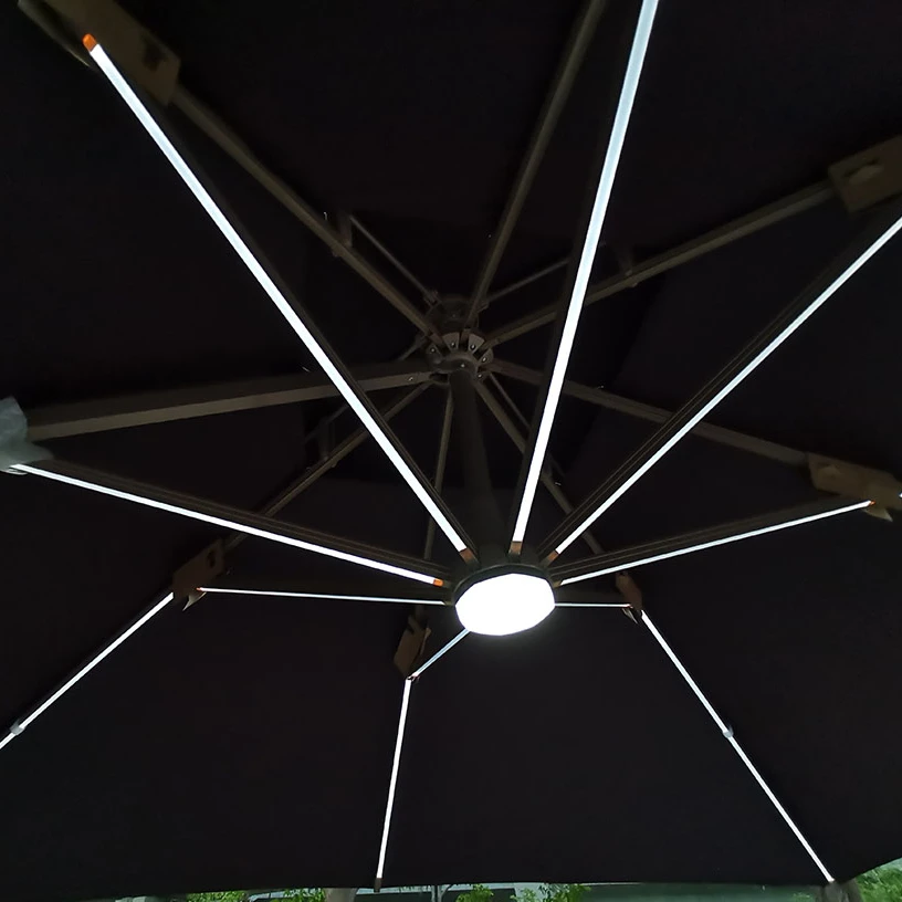 Luxury 360 degree Aluminium Frame Solar Beach Umbrella With LED light