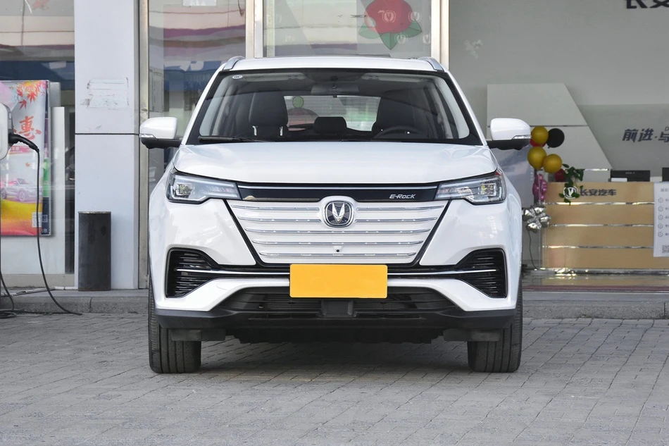 2022 cheap new car new energy white electric car Changan CS55 E-rock vehicle mini car