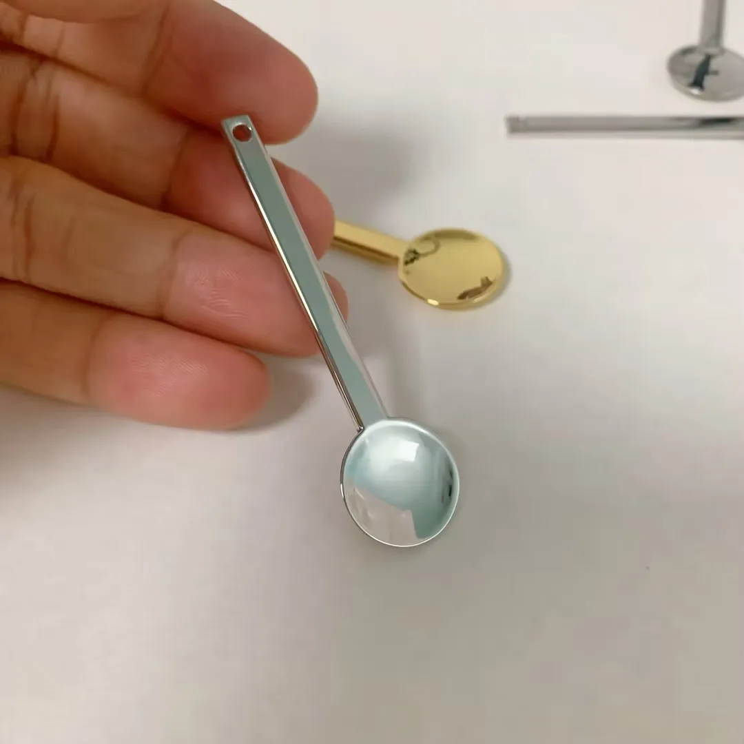 Wholesale Manufacturer High Quality Customized Cosmetic Facial Metal Cosmetic Cream Spoon Mask Spatula 3 colors