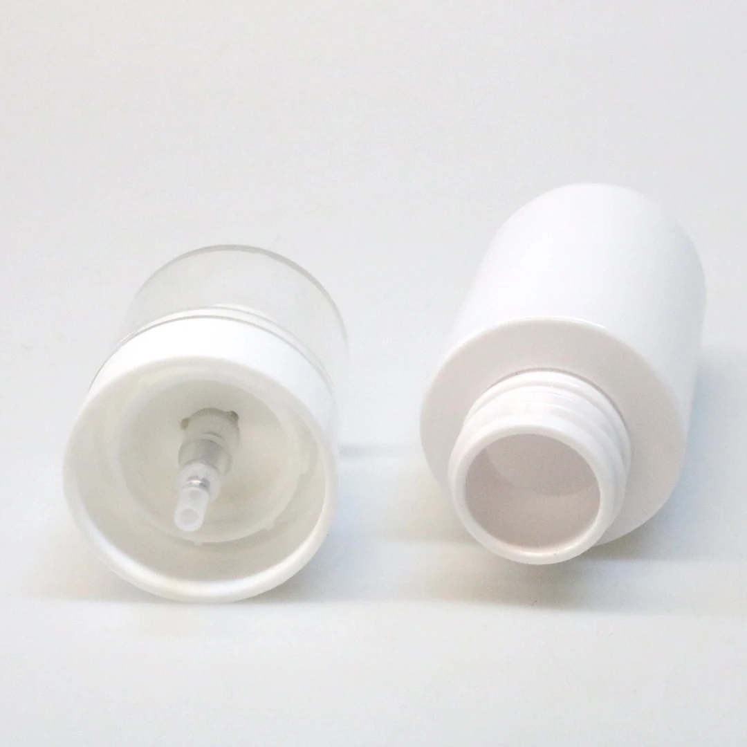 Private Label Cosmetic Packaging Pet Spray Bottle 30ml 50ml 80ml 100ml 120ml Skincare Packaging Airless Pump Bottle