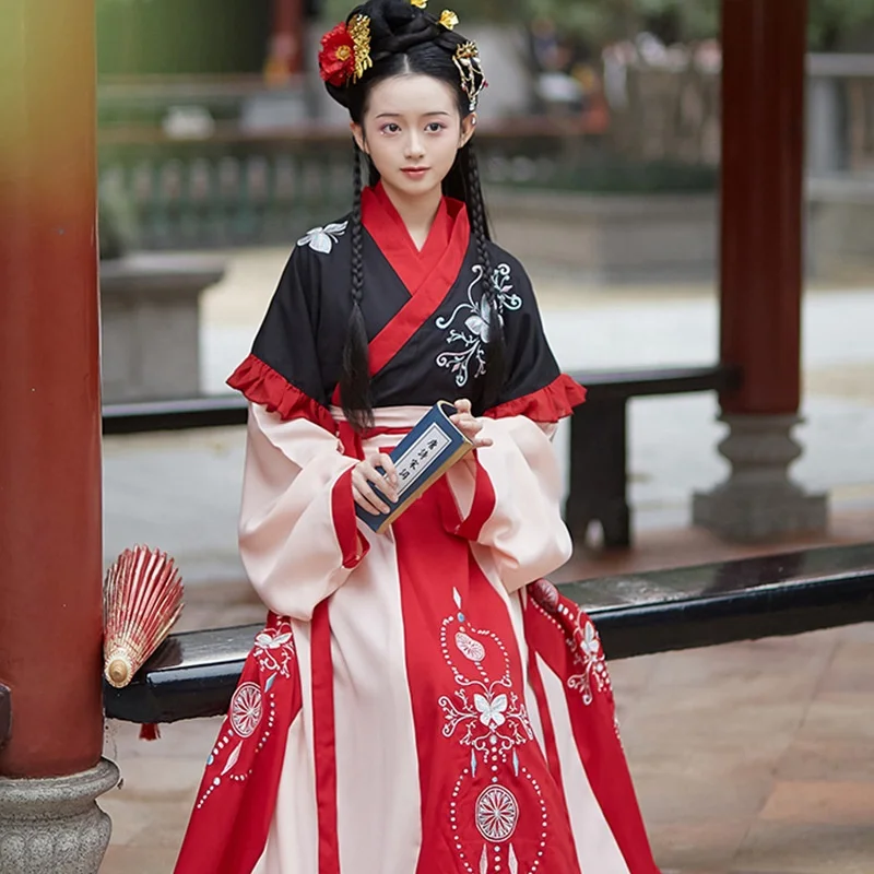 Wholesale Ancient Long-Sleeved Embroidery National Dress Adult Women Hanfu Chinese traditional