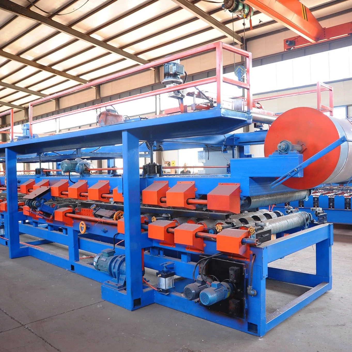 High quality EPS Sandwich Panel Production Line/Making roll forming Machine