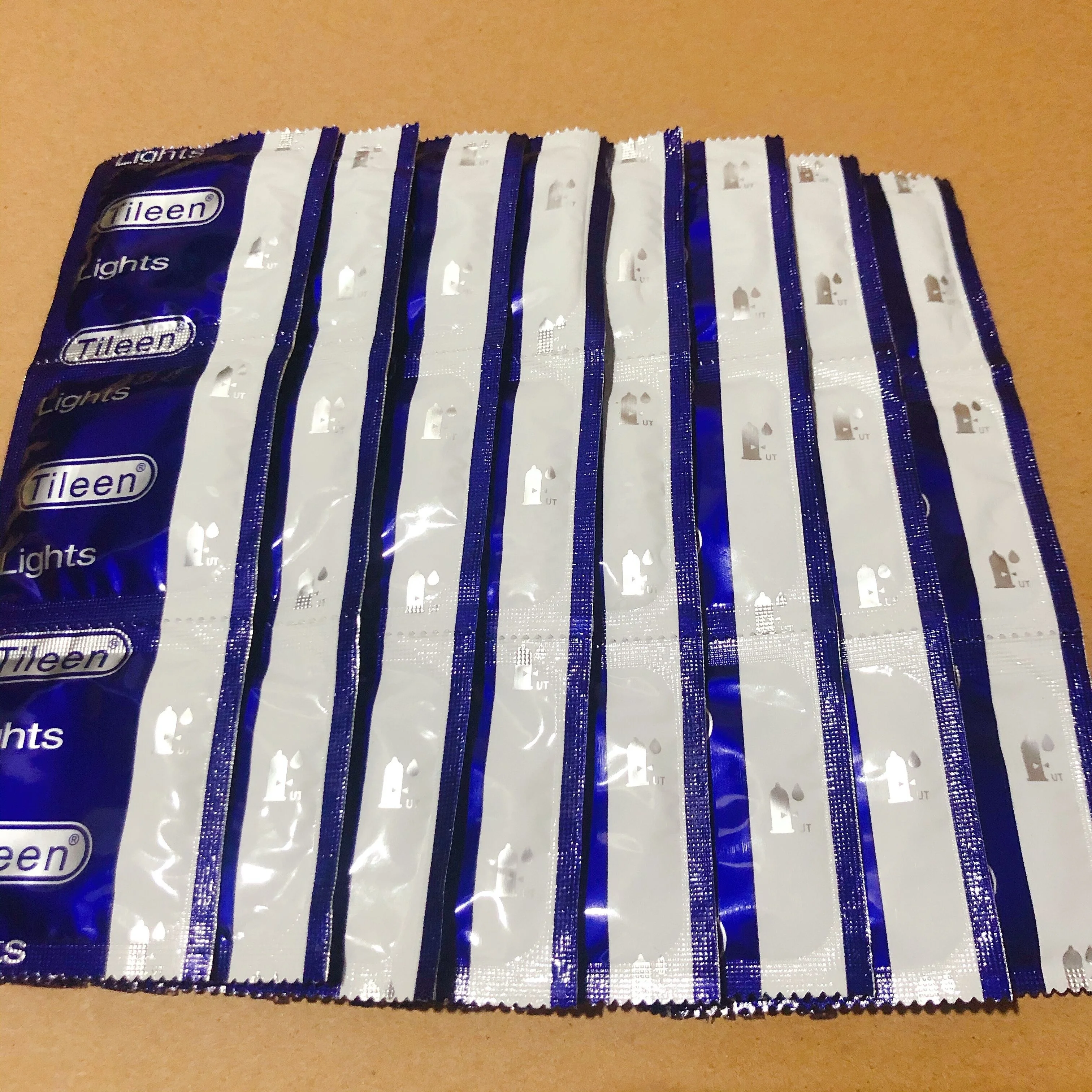 Bulk condom Ultra thin condom Dotted condom without box