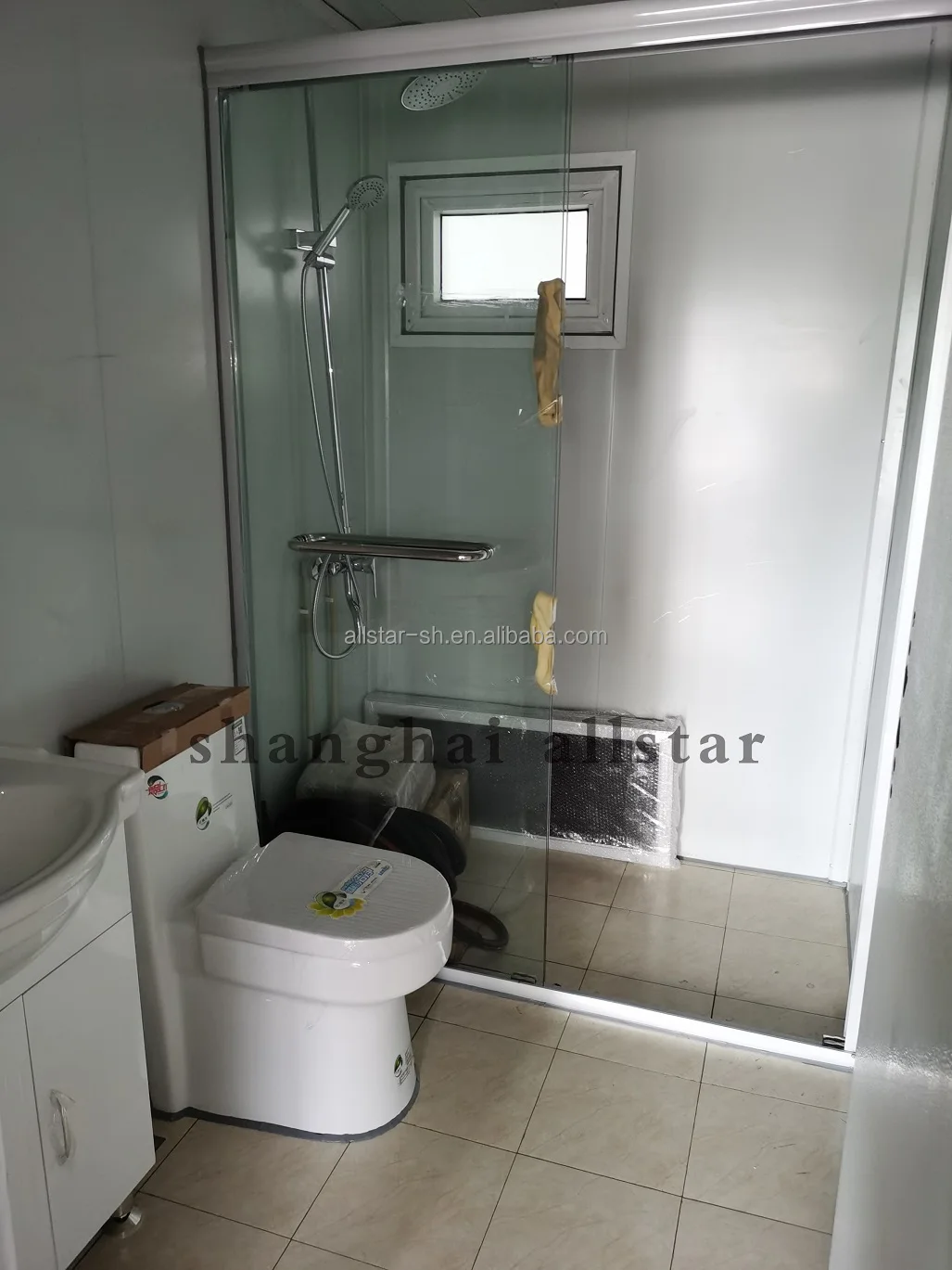 20ft Luxury Living Container Steel Allstar Contemporary Steel Structure 5 Bedroom 3 Bath Luxury Villa 1 Story Stone Outside