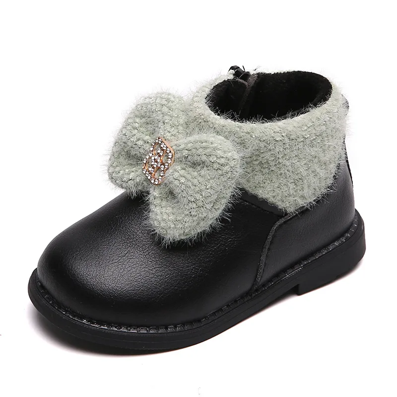 2020 autumn and winter new girls plus velvet soft bottom small shoes snow boots