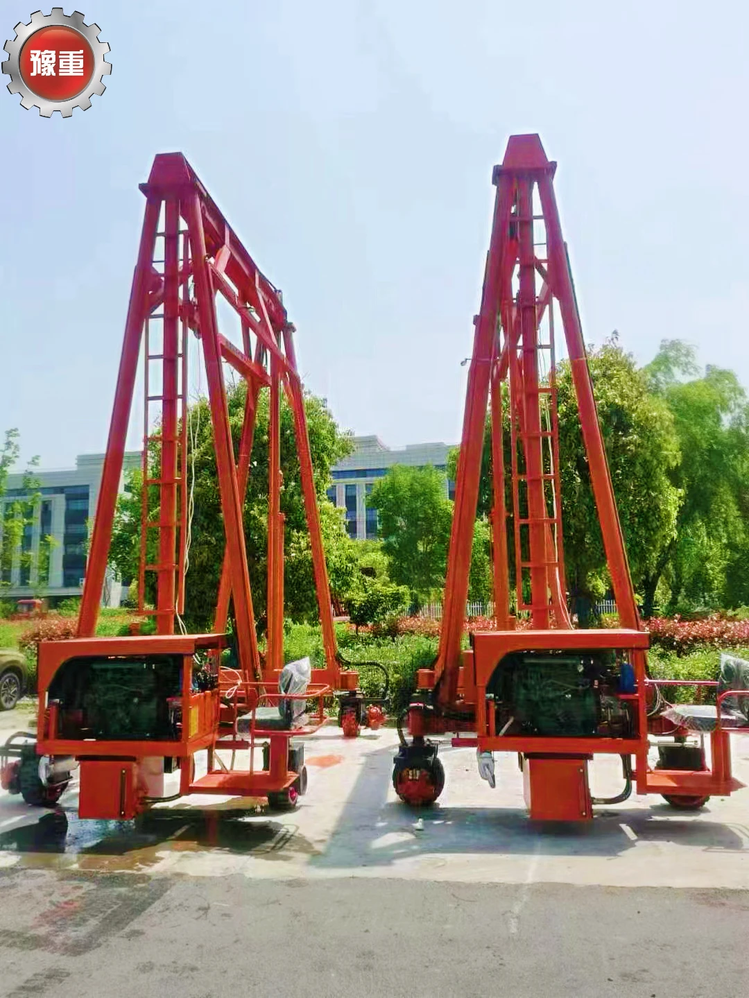 Port Mobile Crane For Large Ship Precast Concrete Container Rubber Tyre Straddle Carrier Crane
