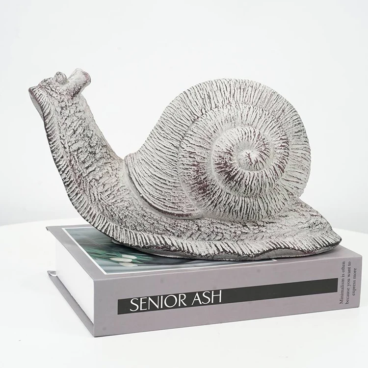Modern unique handmade cement snail handicrafts garden interior decoration home accessories in stock