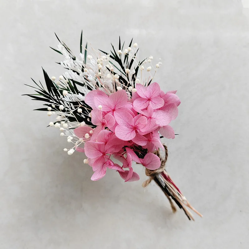 Wholesale Wedding Giveaway Mini Gifts Bridal Corsage Preserved Gypsophila Flower Bouquet Mini Dried Flower Bouquet for Sale DIY