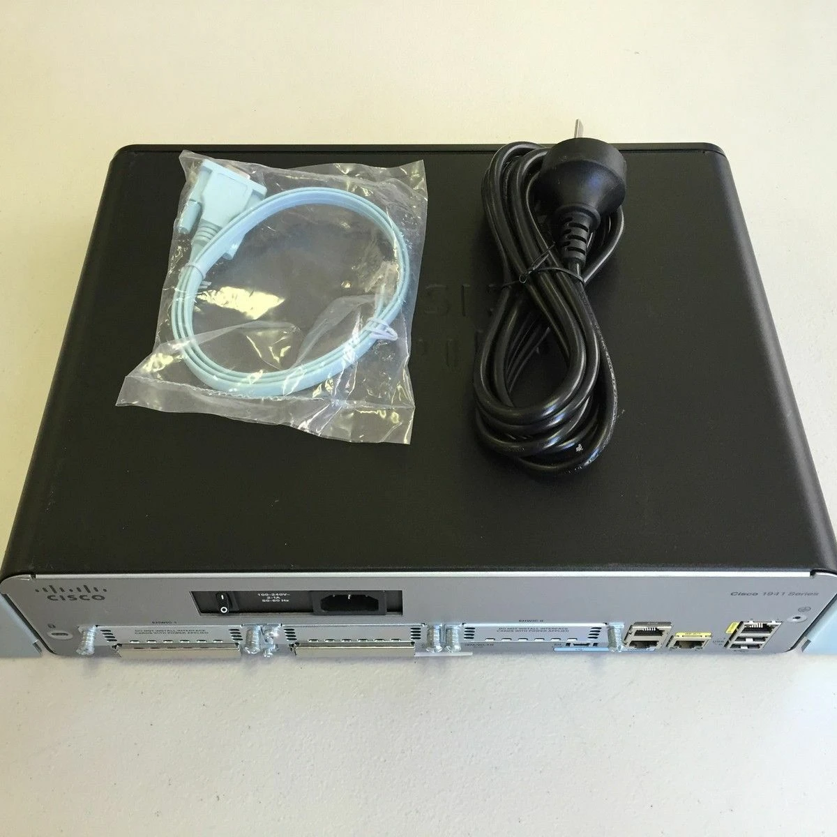 C1941-SEC/K9 2-Port + 2 EHWIC Slots Gigabit Ethernet Router IP Base MW