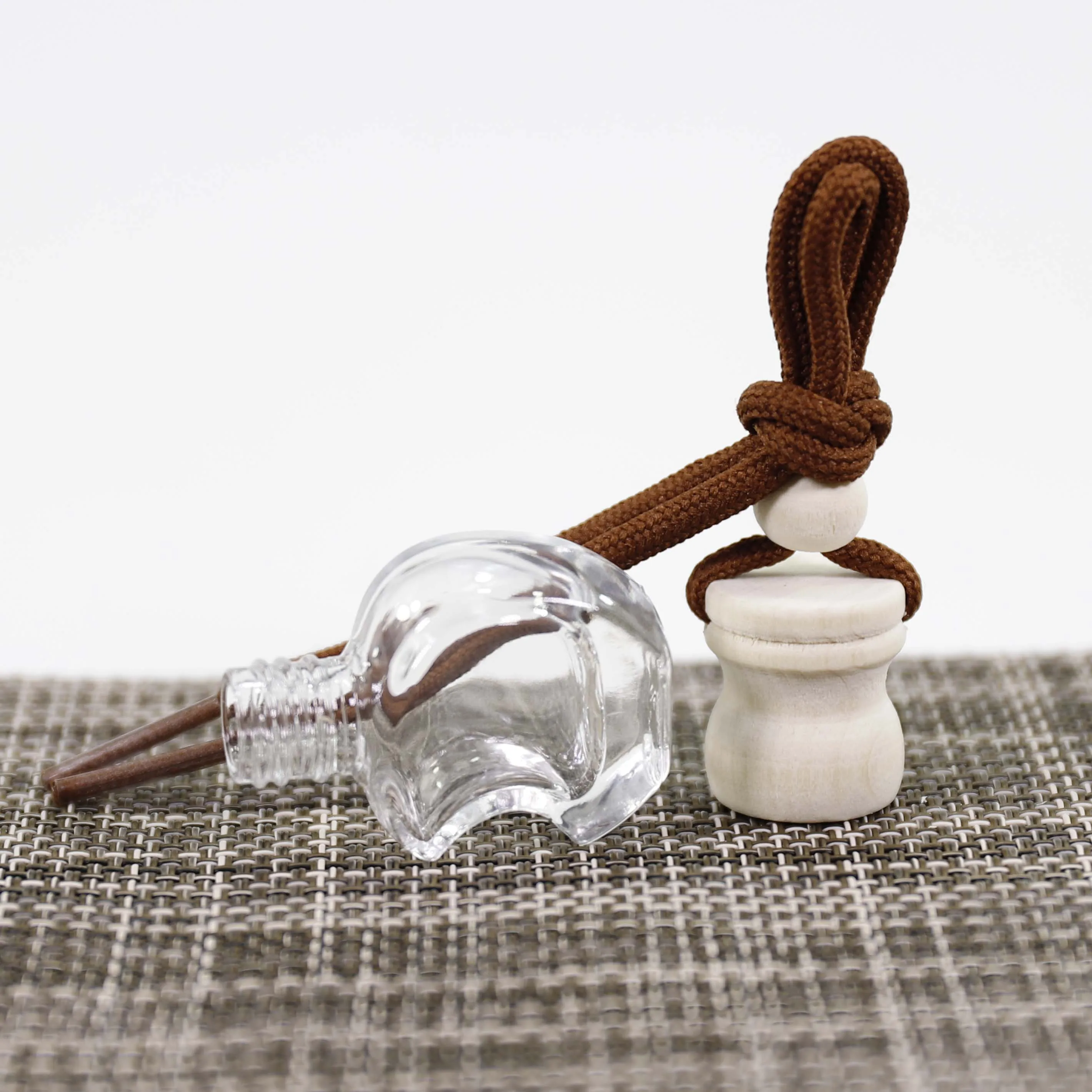 Unique shape 5ml 10ml 15ml glass diffuser refill bottle for perfume