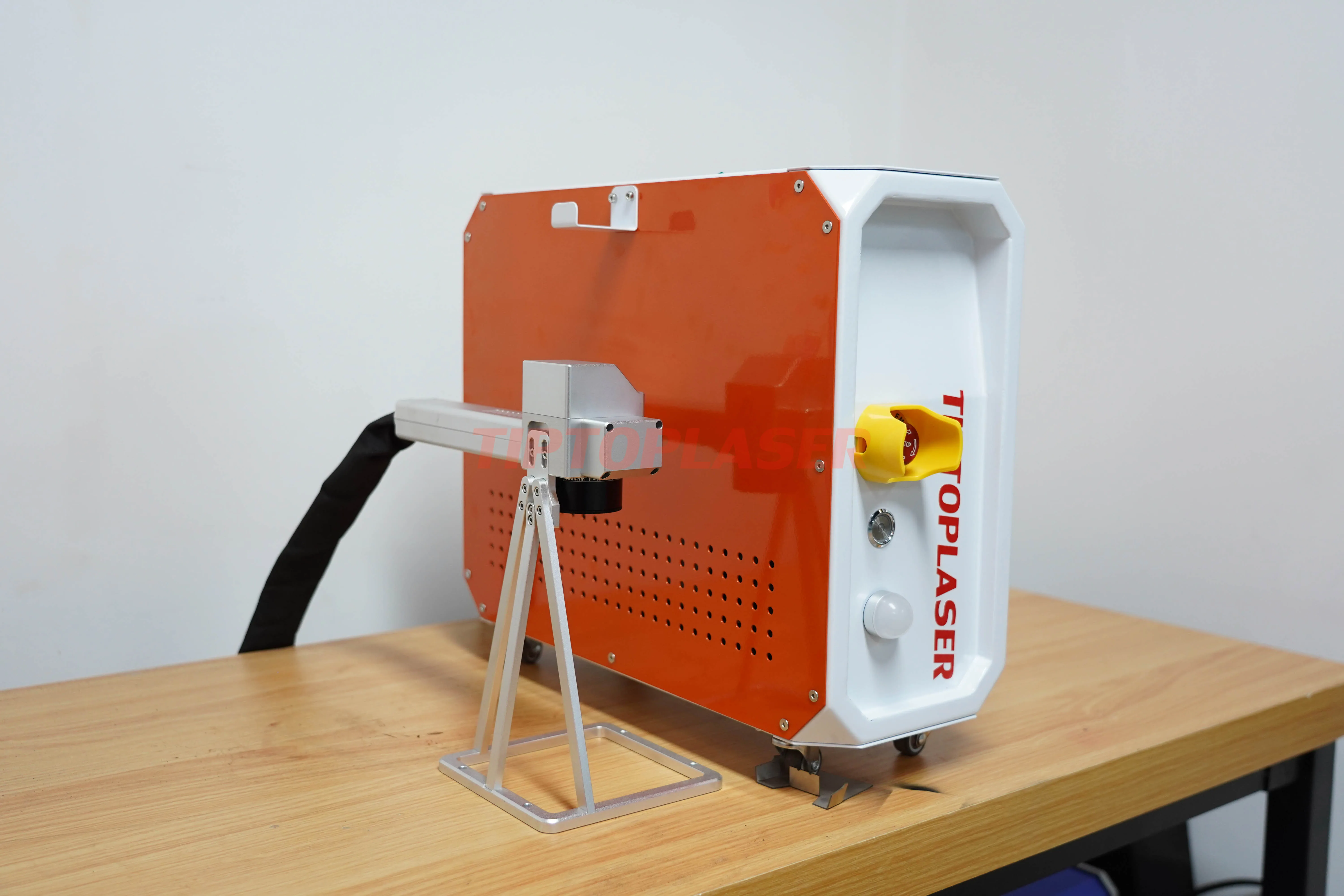 buy handheld metal 100w laser cleaning machine systems price rust removal for engine wood oil paint steel iron cleaner portable