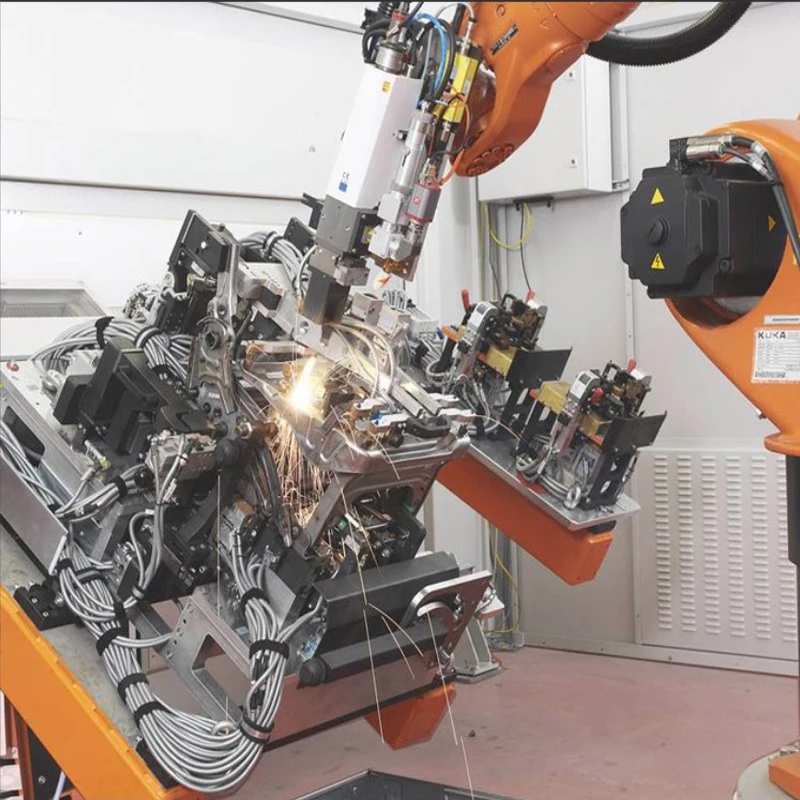 Промышленная автоматическая сварочная Роботизированная рука KUKA KR 360 R2830 с пистолетом точечной сварки и CNGBS dress pack промышленная робота