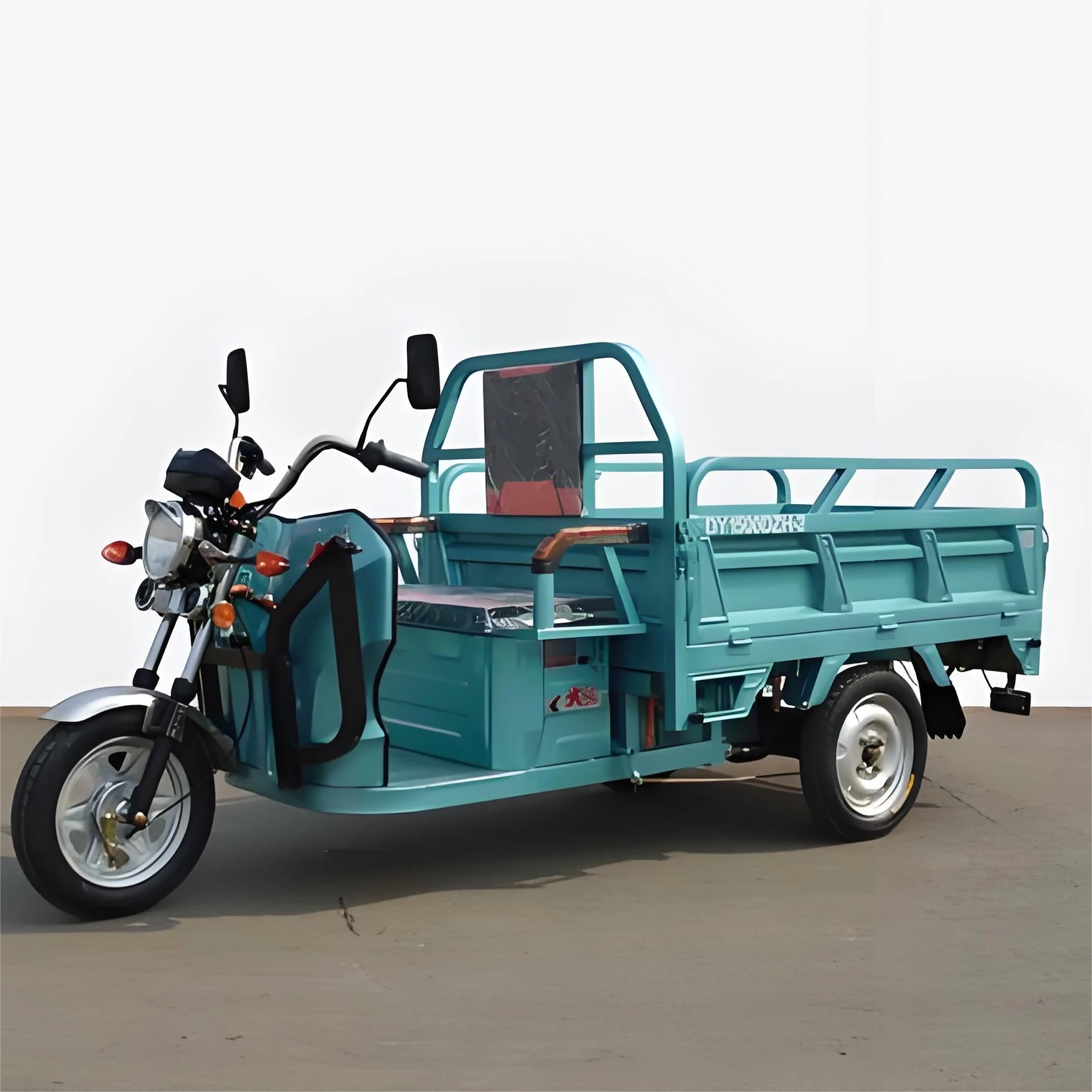 200cc Cold Chain Transportation Tricycle with Refrigeration Units Fuel-driven Tricyle Refrigerated Tricycle