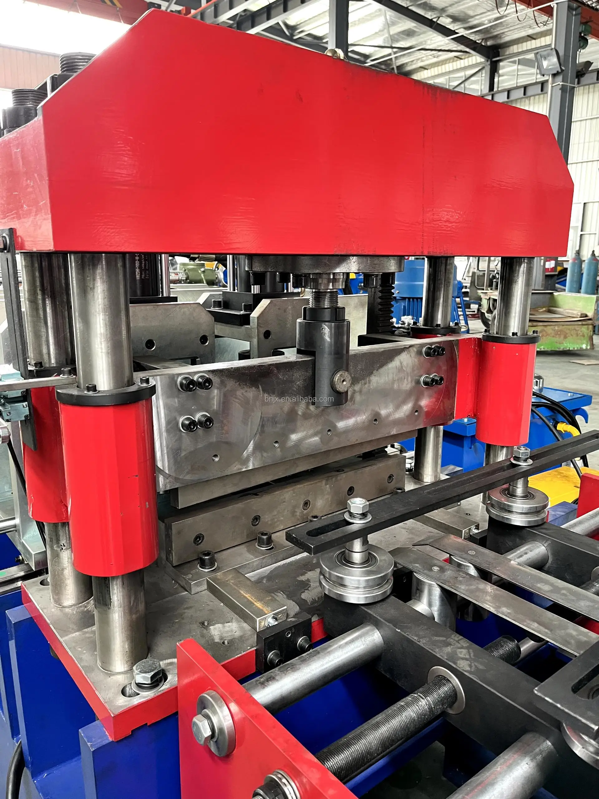 Highspeed Precut C Z 100 Purlin Making Roll Forming Machine for Automatic Interchangeable CZ Steel Fast