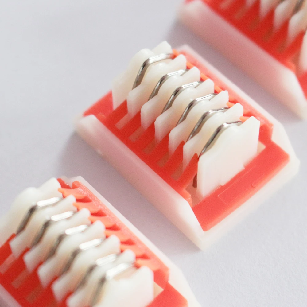 Medical Titanium Ligating Clips For Laparoscopic Endoscope Applier Sterilized Clip