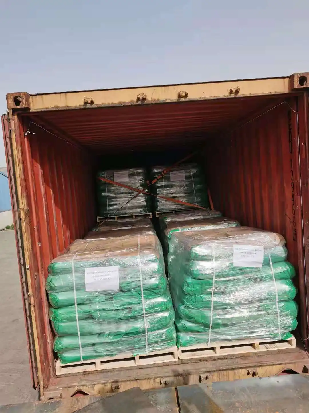 95%  CHROMIUM OXIDE GREEN