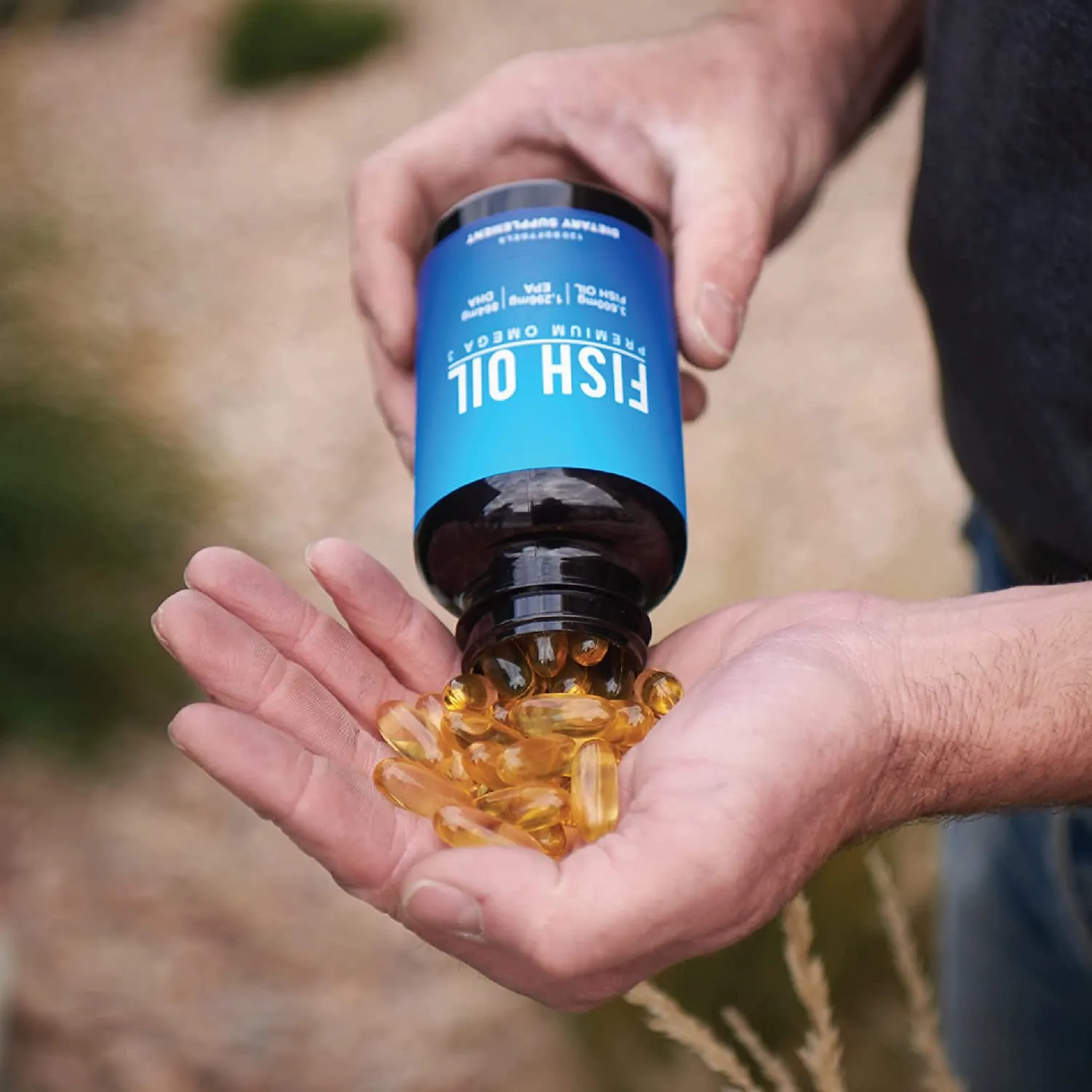 OEM Omega-3 Fish Oil Concentrated Omega-3 Gluten-Free High EPA DHA for Heart Brain Joints Natural fish oil omega softgel capsule