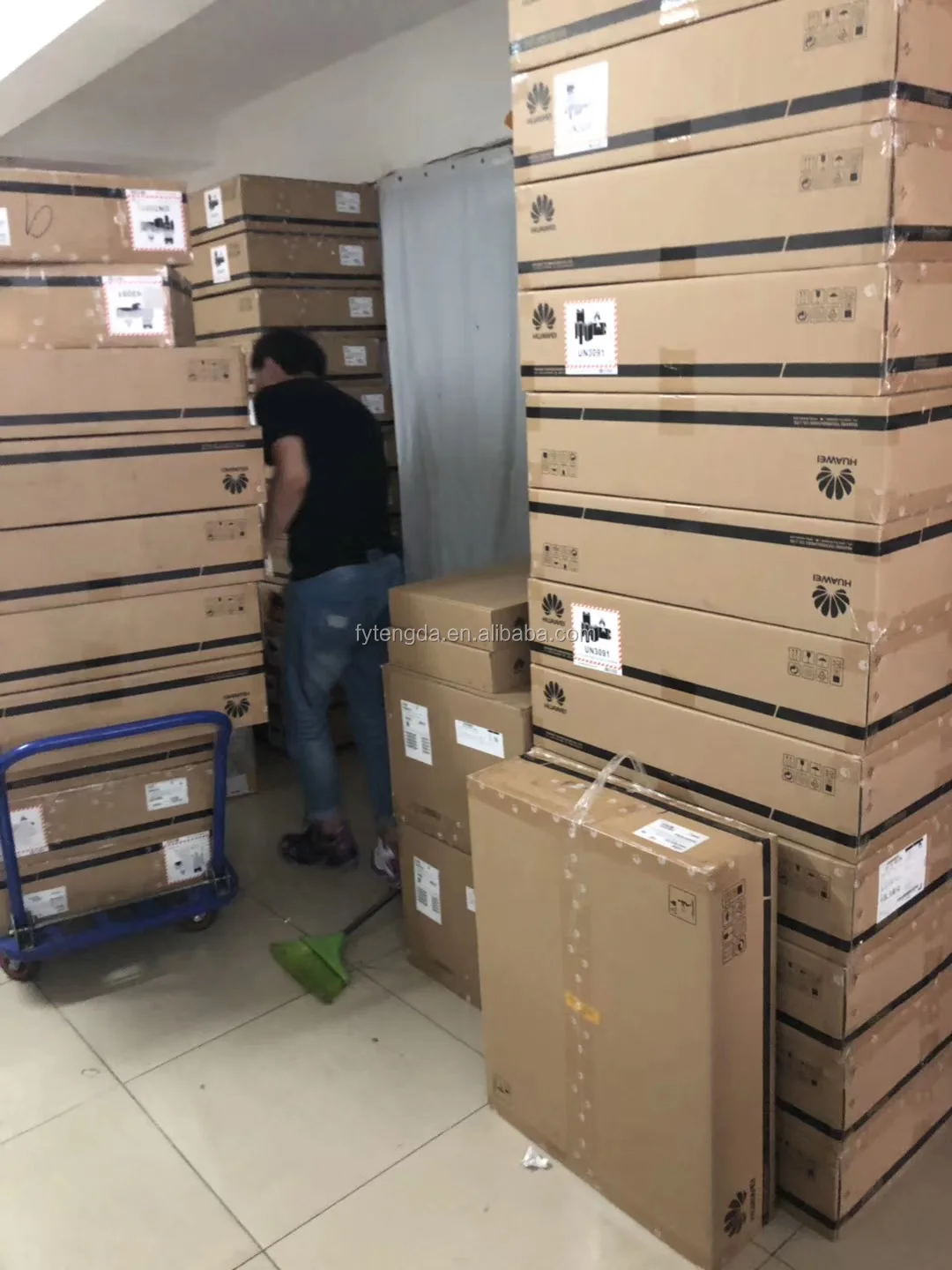 USG6355E 02353AFS AC хост-оборудование, брандмауэр USG6355E-AC с SSL VPN 100 пользователей