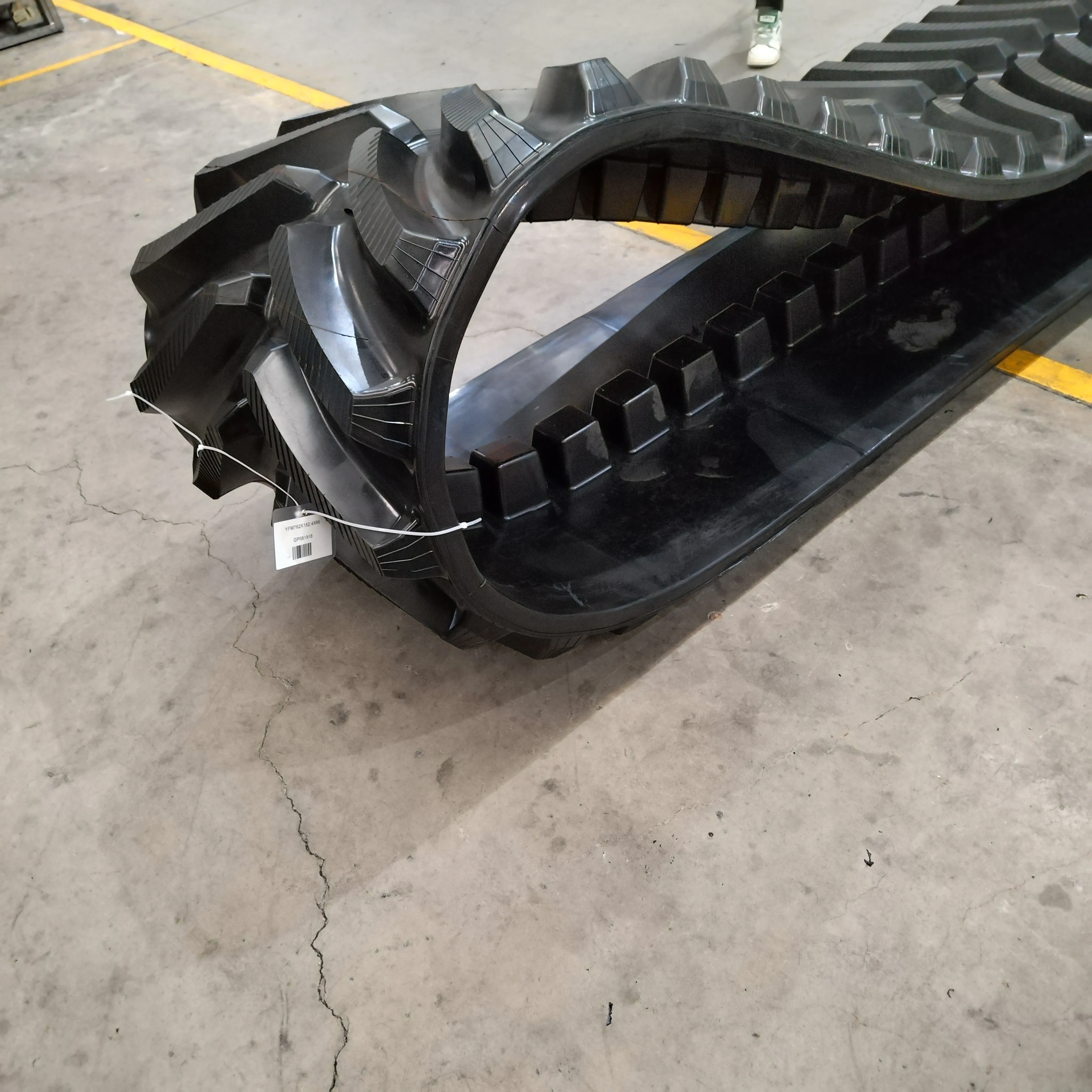 High Quality Agricultural Machinery Track762*152.4*66 Rubber Crawler for Kubota Rice Combine Harvester