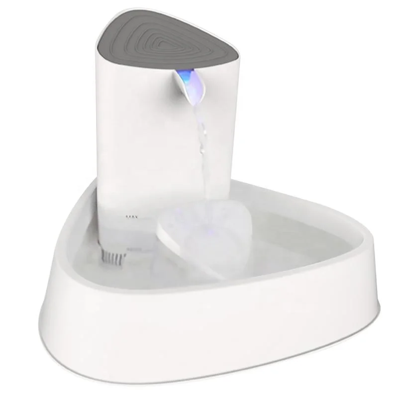 
 1 шт. собака Кот поливальщик электрическая машинка для стрижки животных смарт-поливальщик Электрический циркуляционный Mute четыре слоя фильтрации поливальщик для собак и кошек (белый)  