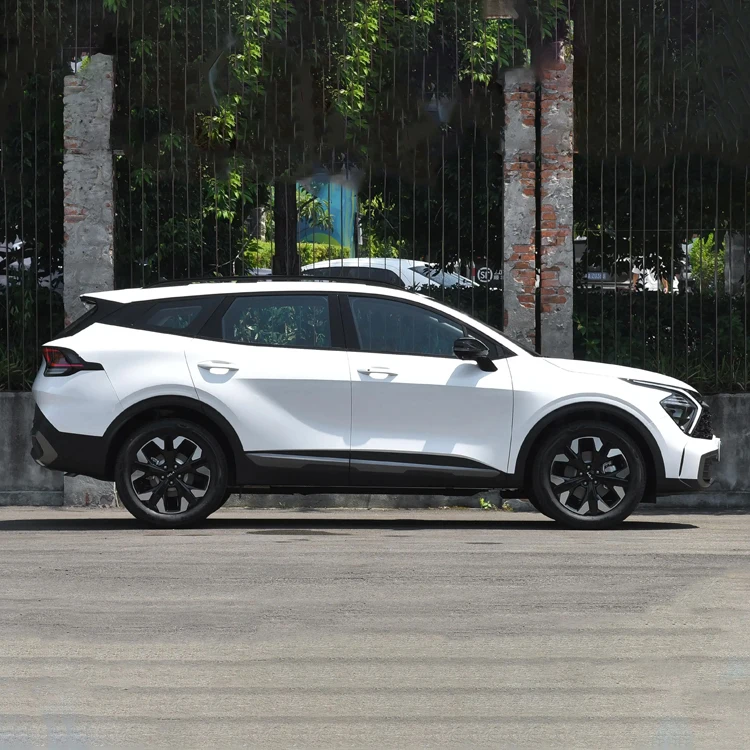 Wholesale Kia Sportage SUV New 240km/H AWD Car with Left Steering for Family Use and Travel Hot Selling Vehicle Made in China