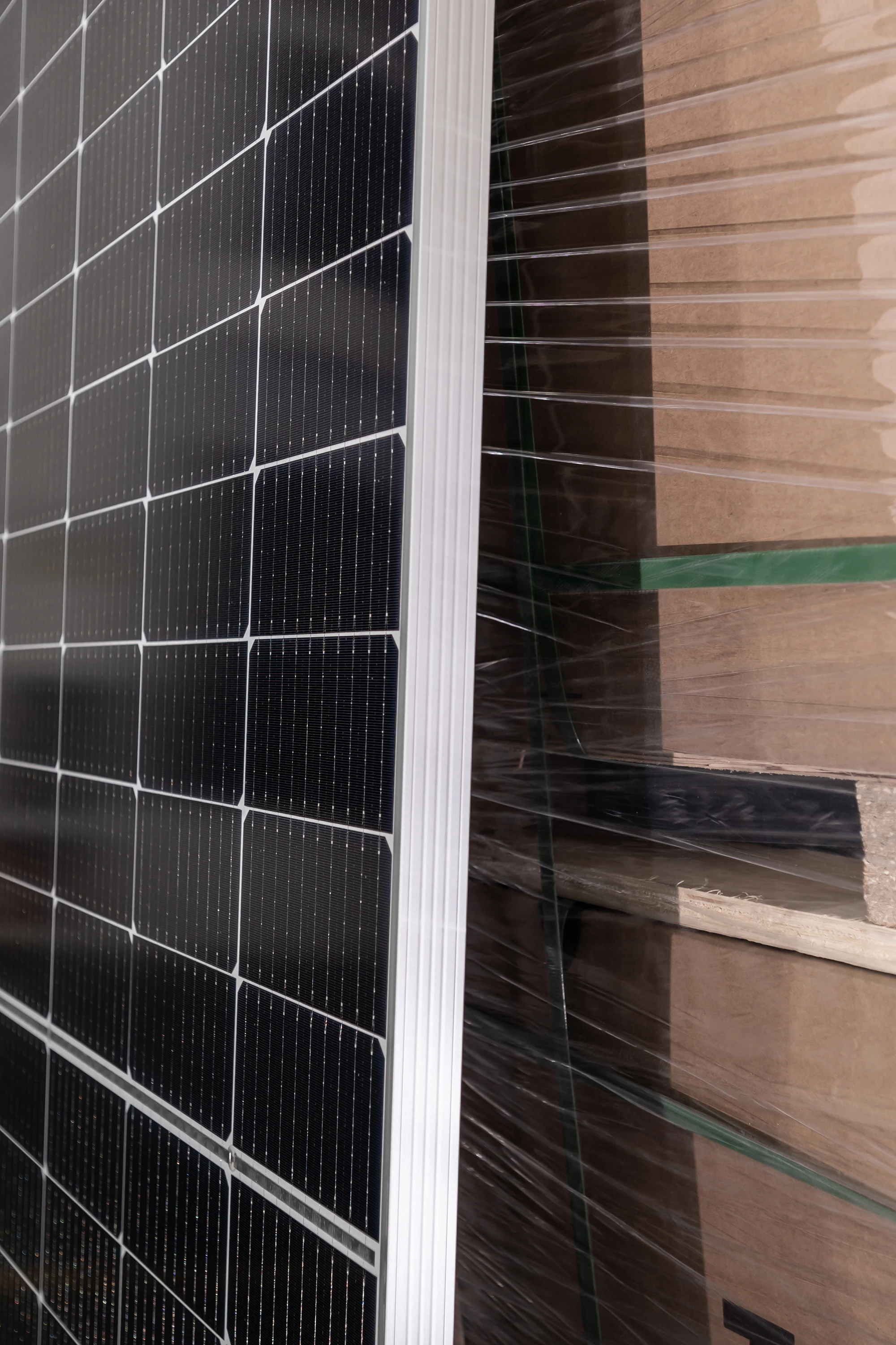 Trina 440W 550W  high quality monocrystalline solar panel with low price and high efficiency