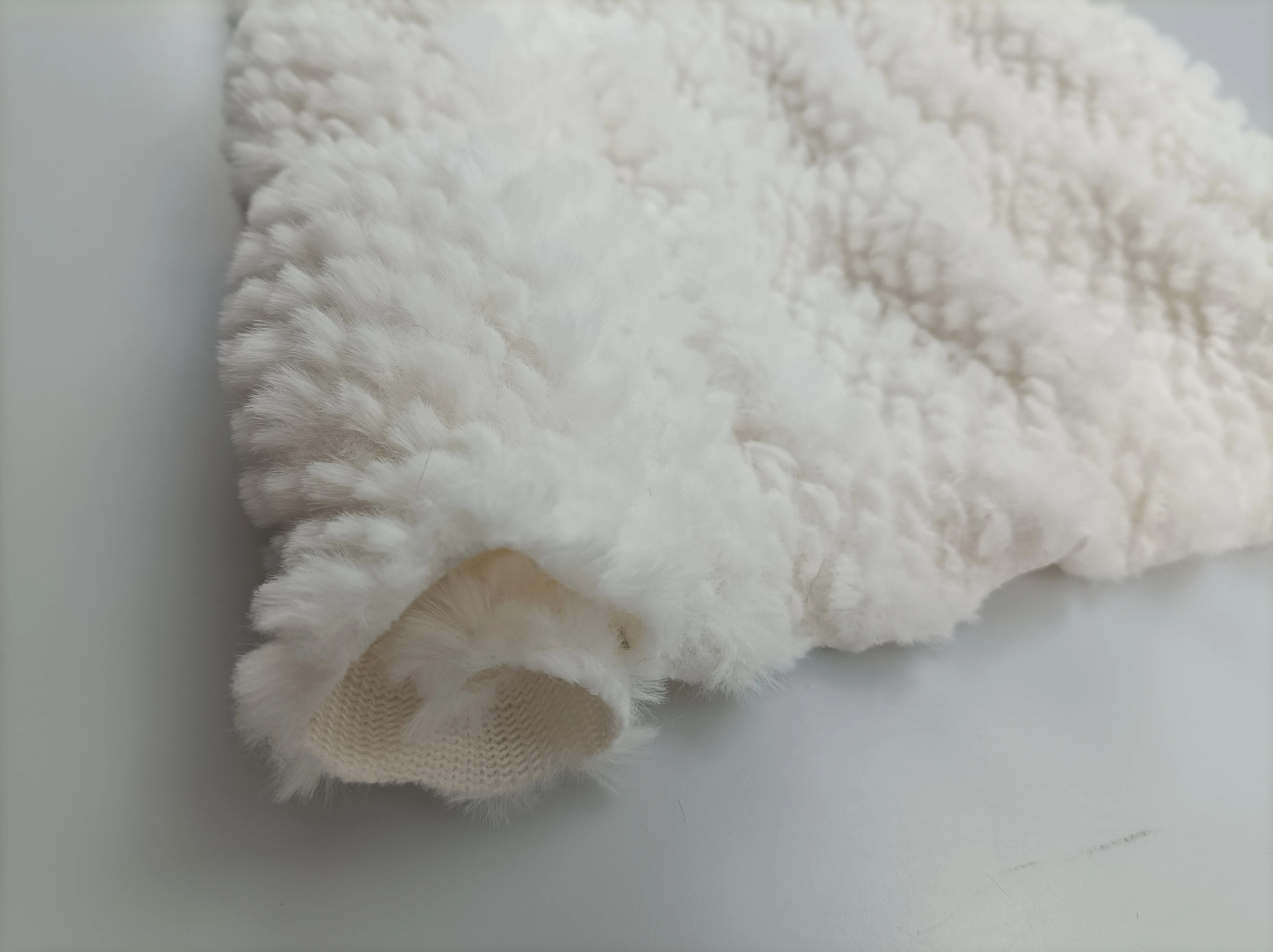 Pure Cute Spraying Spandex Rabbit Faux Minky Fur Fabric for Hometextile/Garment/Toys