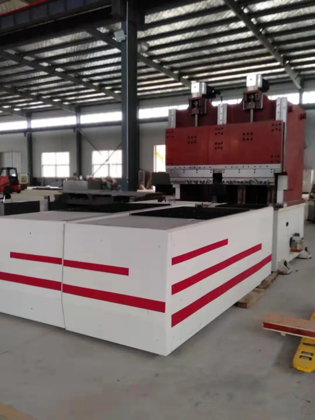 1400 mm  CNC sheet bending machine  for sheet metal bending