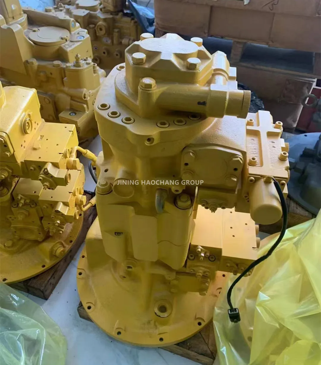 Excavator Pilot Pump 20Y-60-X1261 HPV90 PC200-5 PC220-5 Hydraulic Pump For Komatsu