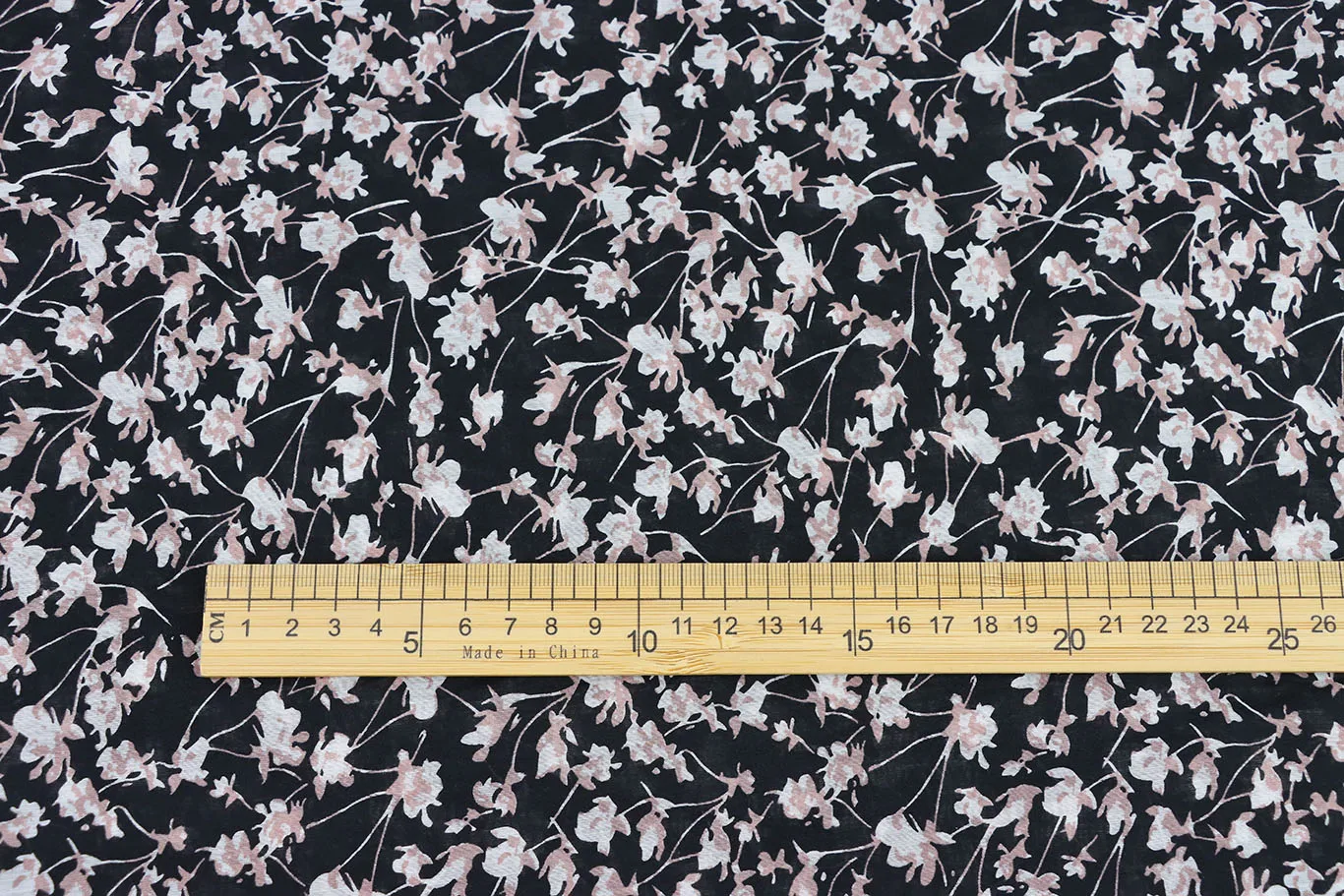 100% Polyester printed fabrics for clothing  silk printing polyester woven fabric textile piece goods colour changing fabric44