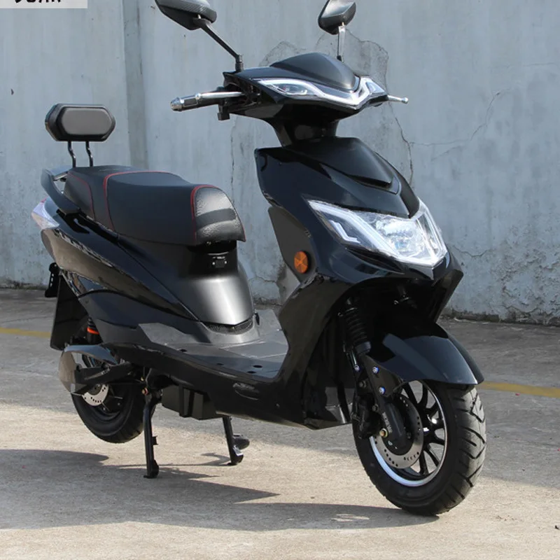 China Wuxi factory 800W 60V new style electric motorcycle self-balancing electric scooter 150kg load for young lady