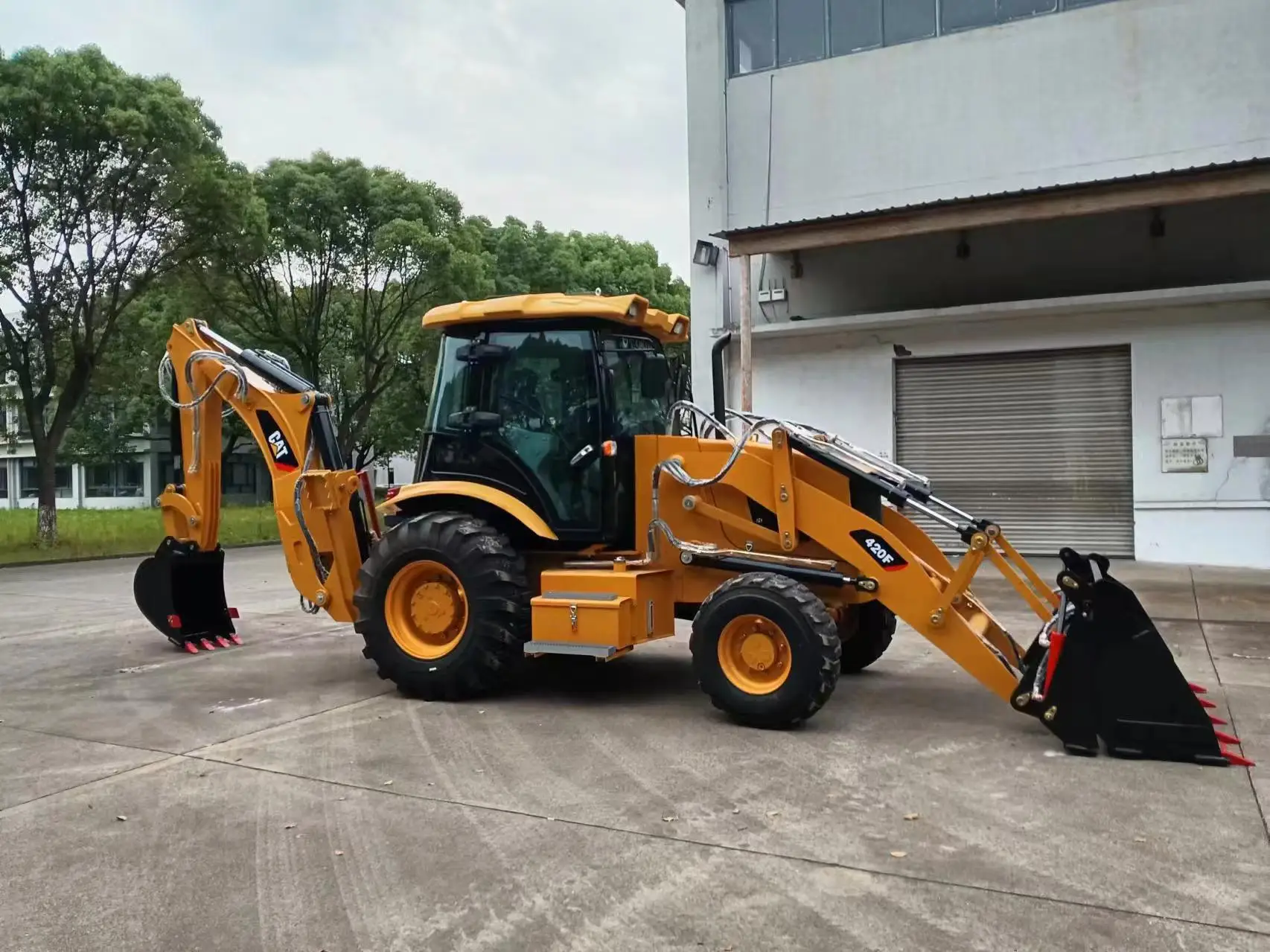 Japan Used Japan Original 4 Wheel Drive Tractor Backhoe Loader Caterpillar Brand CAT420F Backhoe 100% Original for sale