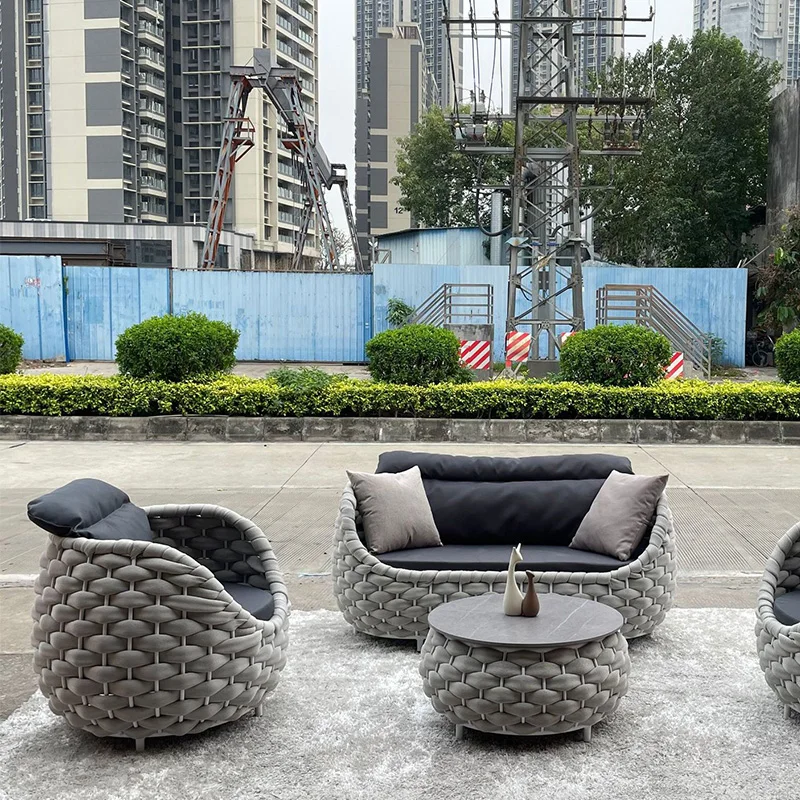 Modern Villa Wicker Rope Garden Set Outdoor Rattan Sofa Outdoor Patio Furniture Metal Garden Sofas Aluminum Garden Furniture
