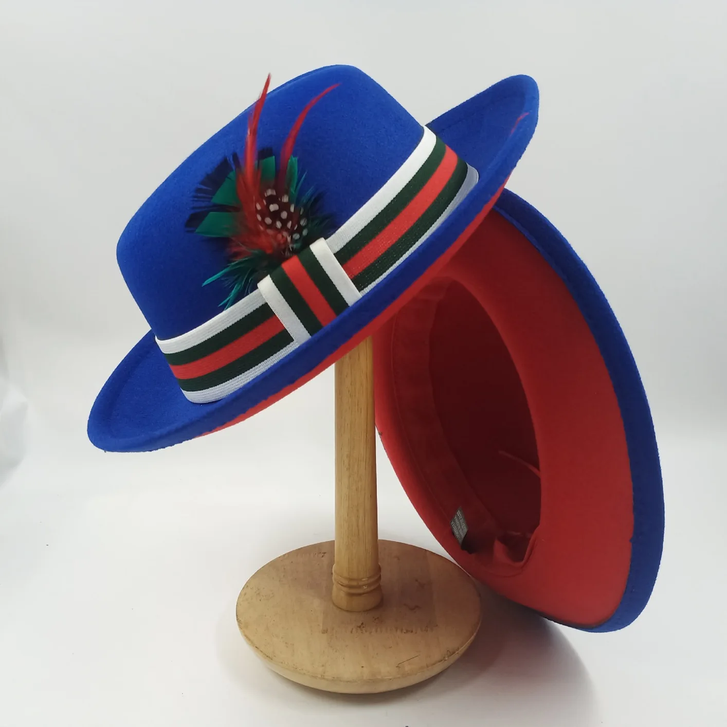 Wholesale  Autumn Winter New Quality Custom Feather Bowler Trilby Hats Two Tone Fedora Hats for Men Party Events Fashion Dress