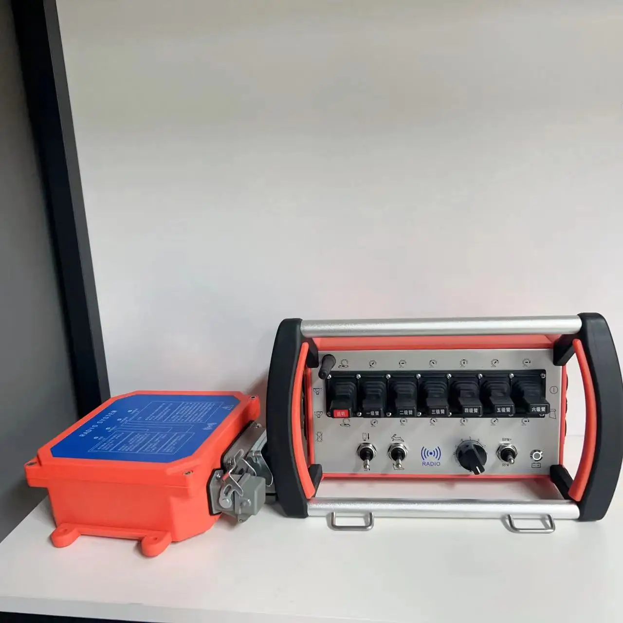 Concrete Pump Parts Remote Control Construction Machinery Parts For Putzmeister Sany Zoomlion Spare Parts HBC727 HBC719 HBC735