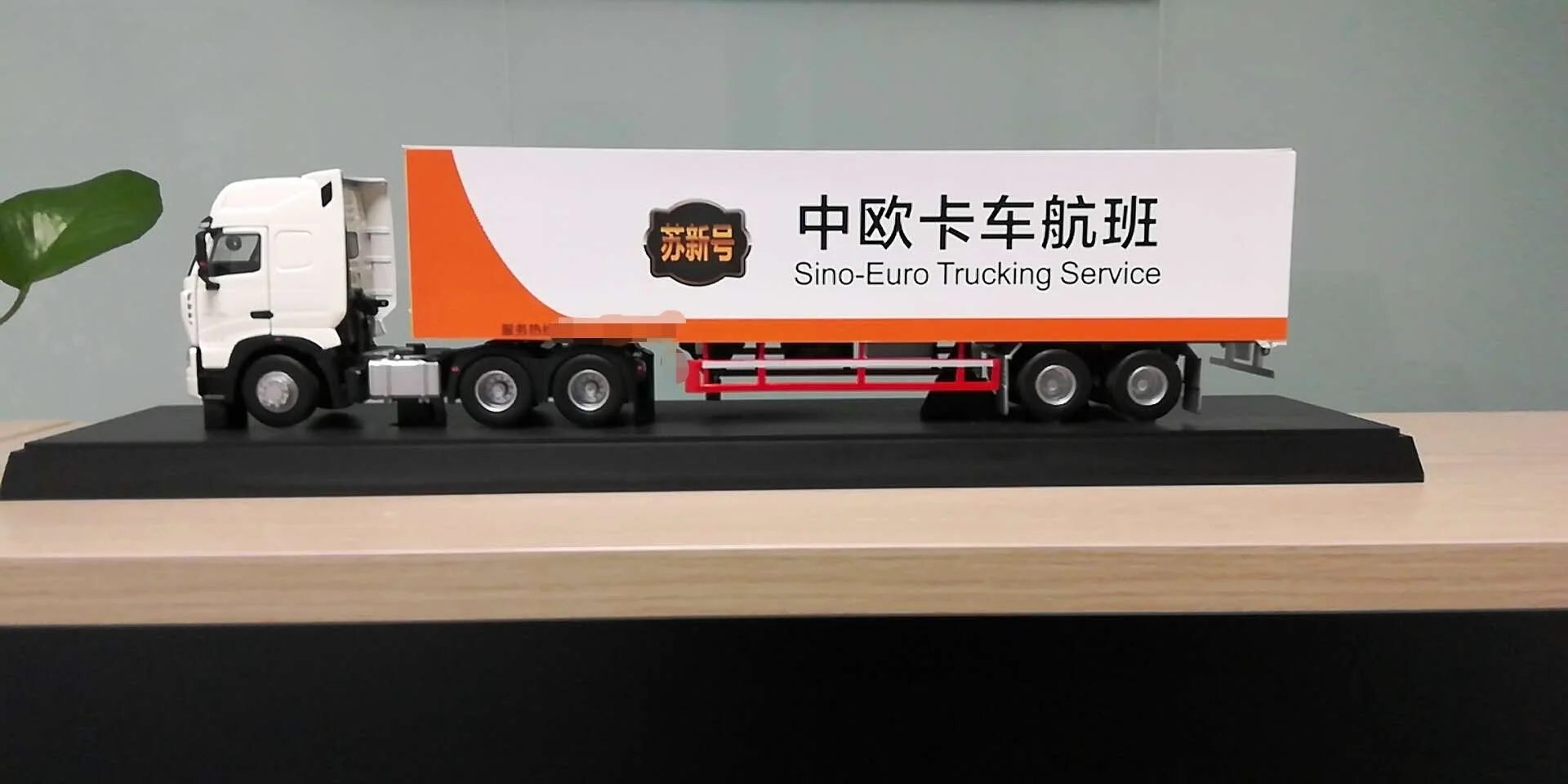 Professional Freight Forwarder Grinding Wheel Chamfering Machine Truck Shipping to Europe DDP Truck Delivery Door to Door