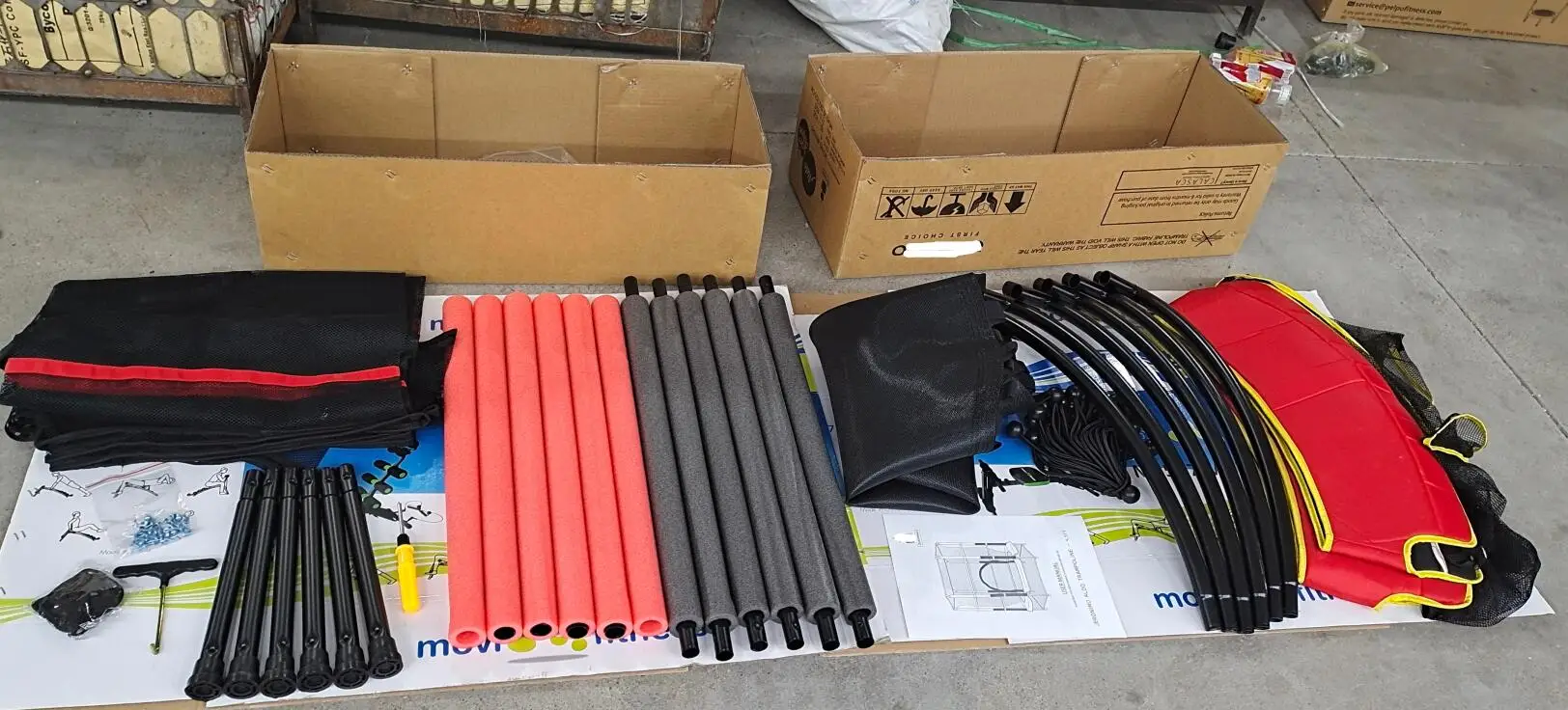 Manufacturer wholesale garden 7*10FT square trampoline jump bed with enclosures outdoor with inner safety net